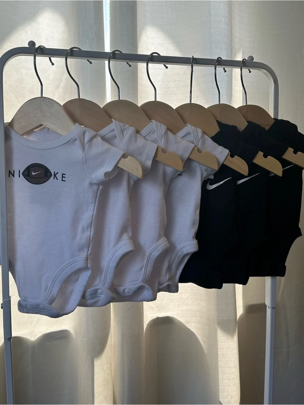 Nike Baby Cotton Onesie Bundle — White and Black